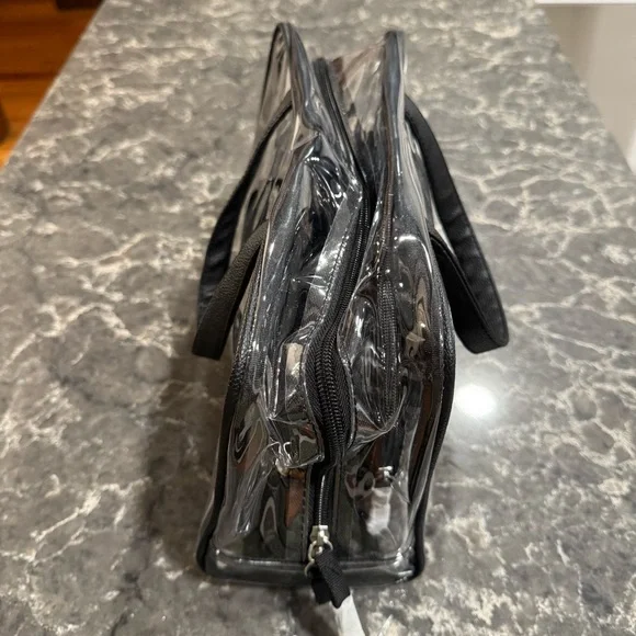 Travel Bag Set (4 Total) - Picture 7 of 9